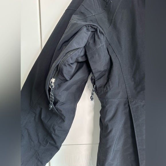 The North Face Winter Ski Jacket Hyvent Black Size Small Faux Fur Hood - Picture 12 of 13
